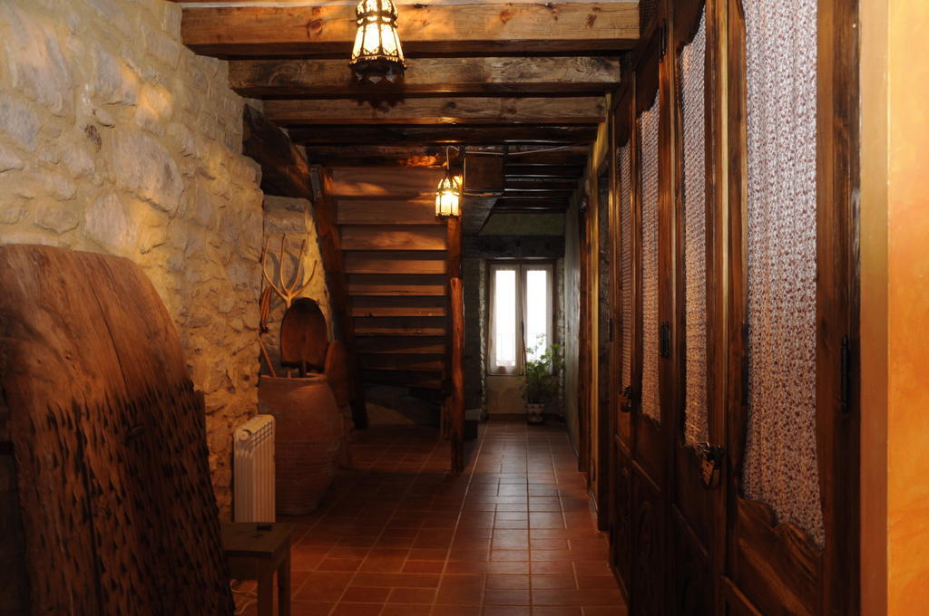 Gasthaus O'Porron Sabiñánigo Exterior foto