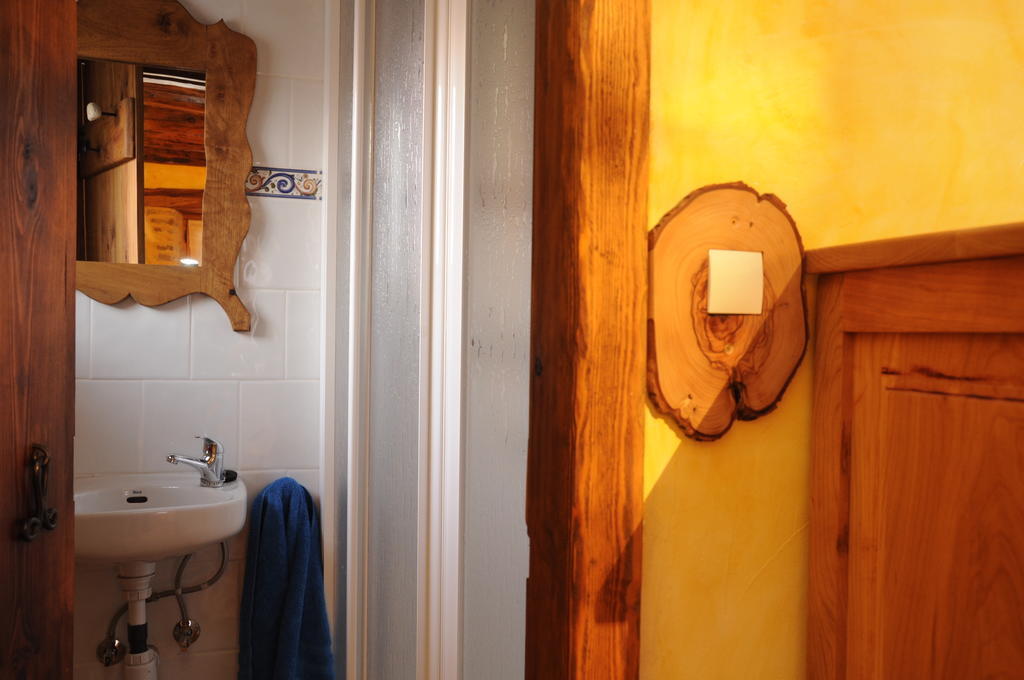 Gasthaus O'Porron Sabiñánigo Zimmer foto